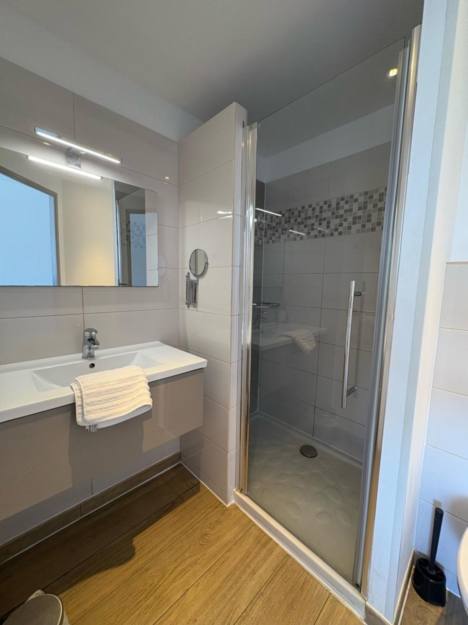 Triple Room with Balcony,1674709822:JPEG